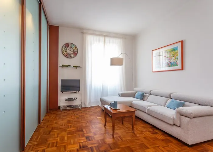 Apartamento Modern 2bdr Vibrant Prati Neighborhood Roma